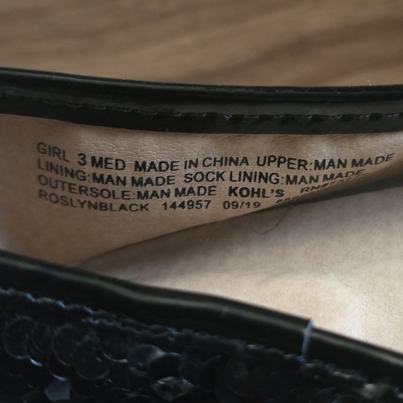 SO Memory Foam Black Sequin Flats Size Girls 3 - Picture 7 of 7